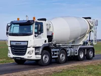 DAF FAX 450 8x2 WSG Liebherr 12M3 mixer Foto