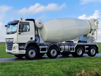 DAF FAX 8x2 WSG 41,5 tons met WijWel12m3 betonmixer Foto